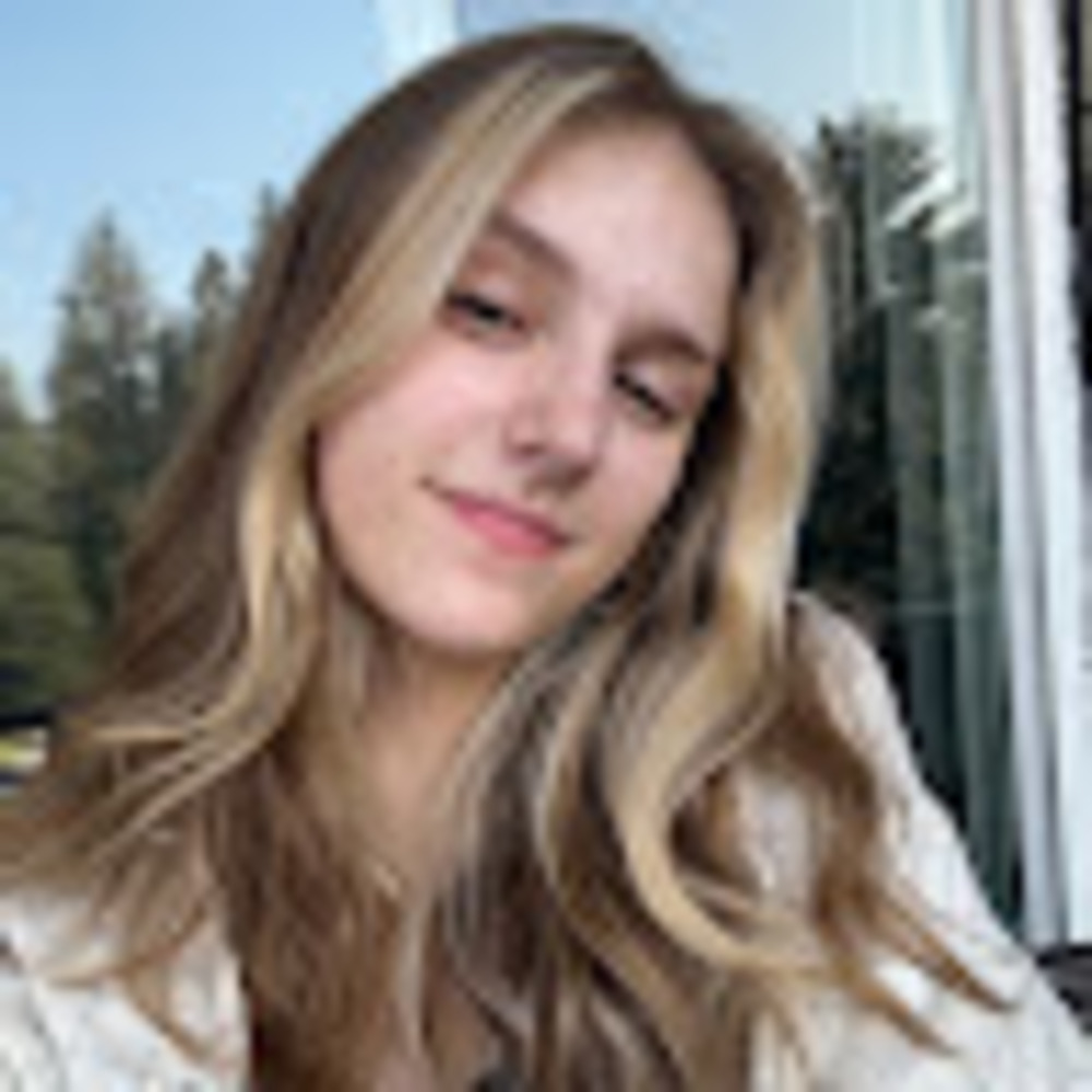 Meet your Posher, Makayla